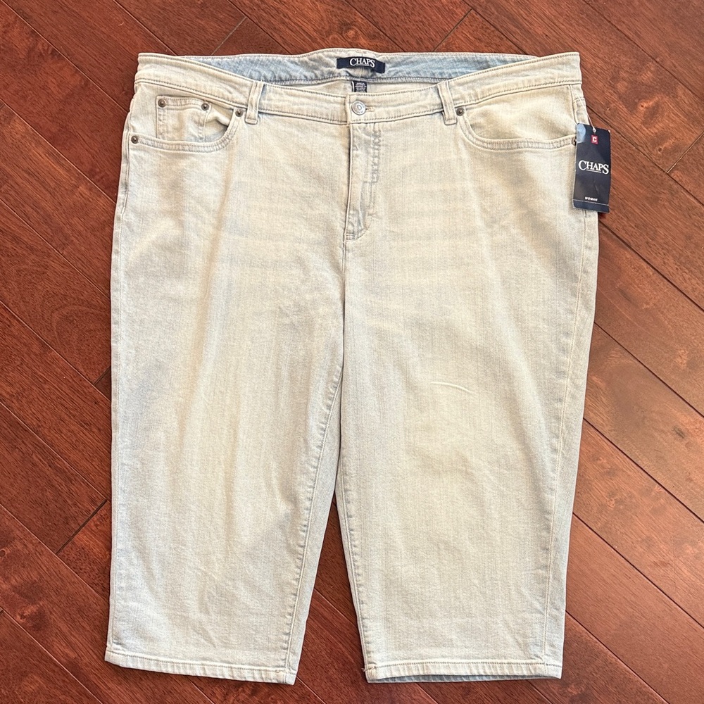 NWT Chaps Light Blue Denim Bermuda Jean Shorts 18W